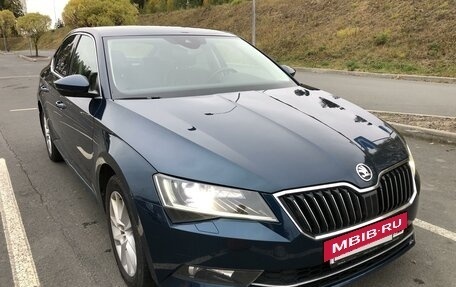 Skoda Superb III рестайлинг, 2019 год, 2 350 000 рублей, 7 фотография