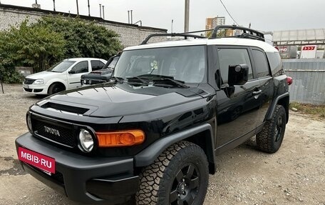 Toyota FJ Cruiser, 2006 год, 3 250 000 рублей, 16 фотография