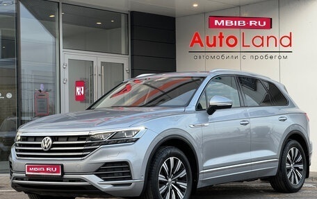 Volkswagen Touareg III, 2018 год, 4 990 000 рублей, 1 фотография