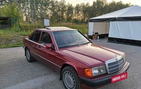 Mercedes-Benz 190 (W201), 1991 год, 900 000 рублей, 4 фотография