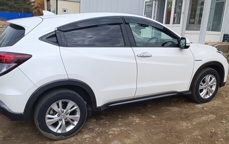 Honda Vezel, 2014 год, 1 650 000 рублей, 4 фотография