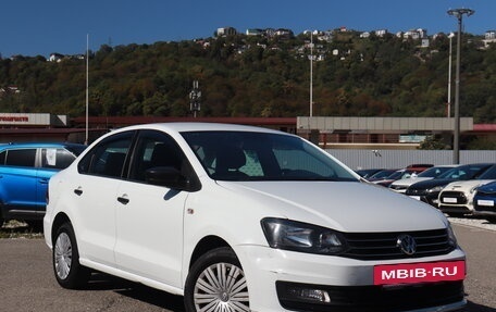 Volkswagen Polo VI (EU Market), 2018 год, 1 125 000 рублей, 2 фотография