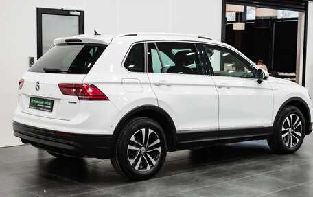 Volkswagen Tiguan II, 2019 год, 3 400 000 рублей, 6 фотография