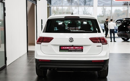 Volkswagen Tiguan II, 2019 год, 3 400 000 рублей, 8 фотография