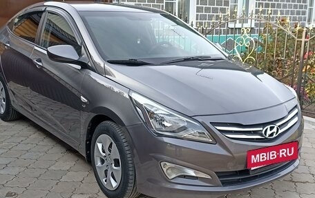 Hyundai Solaris II рестайлинг, 2015 год, 955 000 рублей, 12 фотография