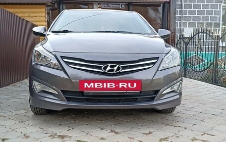 Hyundai Solaris II рестайлинг, 2015 год, 955 000 рублей, 6 фотография