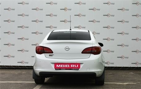 Opel Astra J, 2014 год, 1 240 000 рублей, 4 фотография