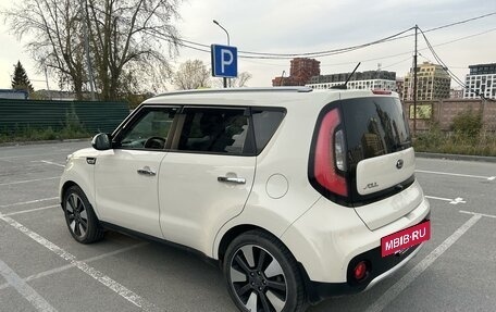 KIA Soul II рестайлинг, 2018 год, 2 150 000 рублей, 5 фотография