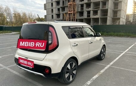 KIA Soul II рестайлинг, 2018 год, 2 150 000 рублей, 4 фотография