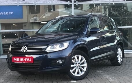 Volkswagen Tiguan II, 2016 год, 1 790 000 рублей, 2 фотография