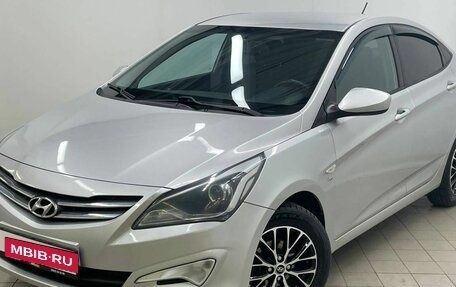 Hyundai Solaris II рестайлинг, 2015 год, 940 000 рублей, 1 фотография