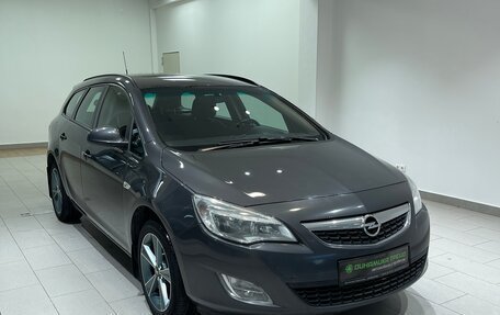 Opel Astra J, 2012 год, 910 000 рублей, 3 фотография