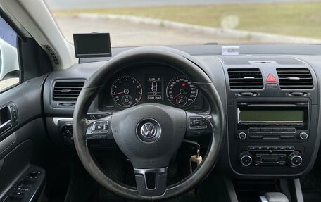 Volkswagen Jetta VI, 2010 год, 745 990 рублей, 4 фотография