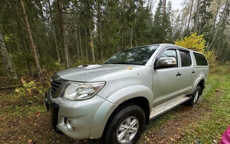 Toyota Hilux VII, 2012 год, 2 350 000 рублей, 2 фотография