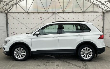 Volkswagen Tiguan II, 2018 год, 2 330 000 рублей, 11 фотография