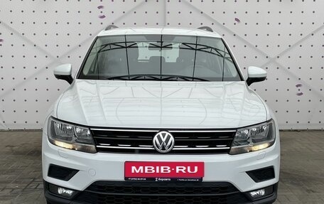 Volkswagen Tiguan II, 2018 год, 2 330 000 рублей, 3 фотография