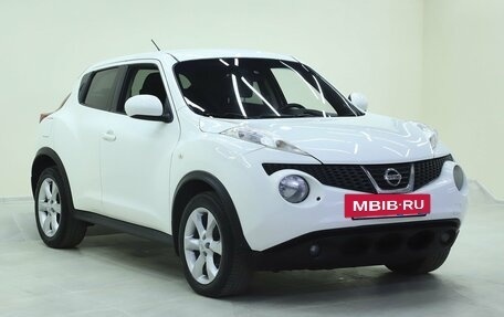 Nissan Juke II, 2011 год, 995 000 рублей, 3 фотография