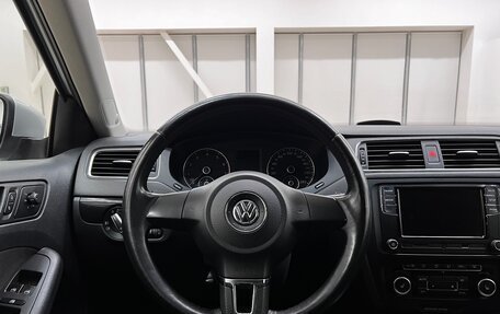 Volkswagen Jetta VI, 2012 год, 1 380 000 рублей, 15 фотография