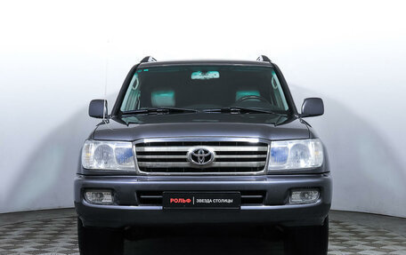 Toyota Land Cruiser 100 рестайлинг 2, 2005 год, 1 995 000 рублей, 2 фотография