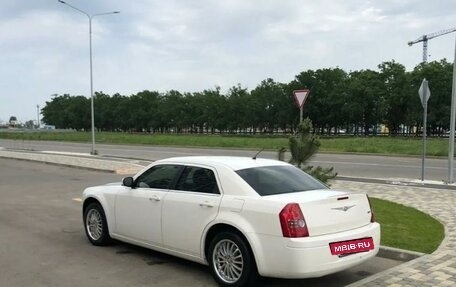 Chrysler 300C II, 2008 год, 850 000 рублей, 3 фотография