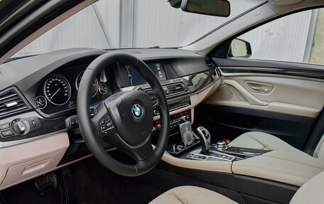 BMW 5 серия, 2010 год, 2 195 000 рублей, 13 фотография