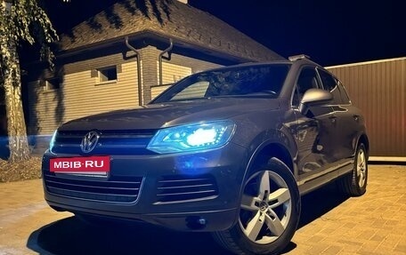 Volkswagen Touareg III, 2012 год, 2 320 000 рублей, 3 фотография