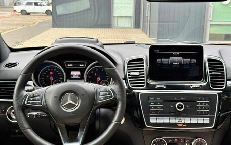 Mercedes-Benz GLE, 2015 год, 3 590 000 рублей, 39 фотография