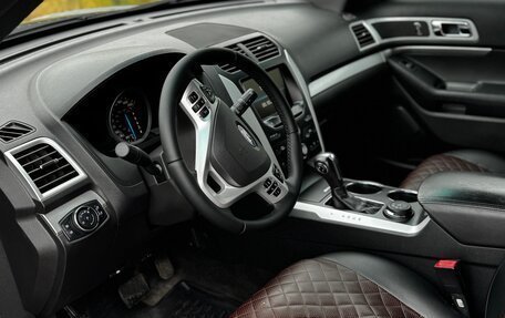 Ford Explorer VI, 2014 год, 1 800 000 рублей, 14 фотография