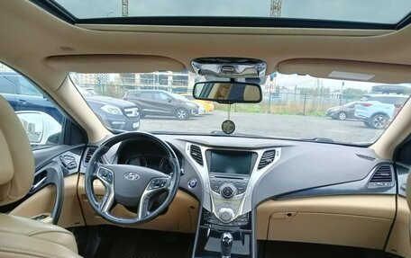 Hyundai Grandeur, 2012 год, 1 550 000 рублей, 2 фотография