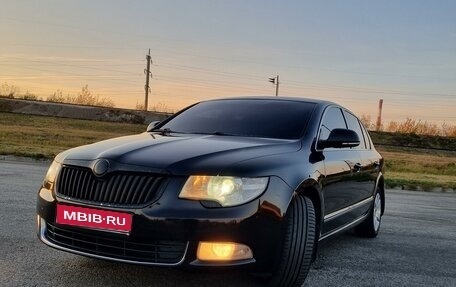 Skoda Superb III рестайлинг, 2010 год, 1 100 000 рублей, 1 фотография