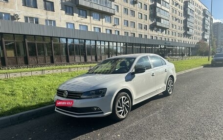 Volkswagen Jetta VI, 2018 год, 1 780 000 рублей, 1 фотография