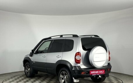 Chevrolet Niva I рестайлинг, 2018 год, 1 055 000 рублей, 7 фотография