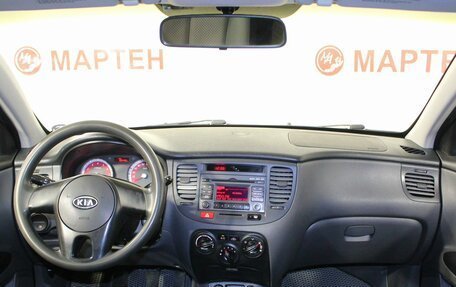 KIA Rio II, 2011 год, 650 000 рублей, 15 фотография