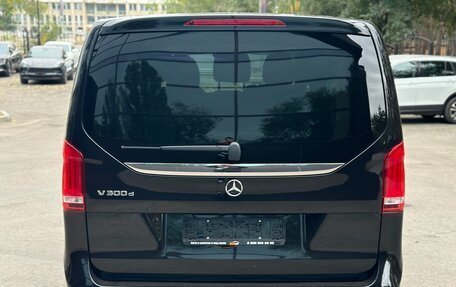 Mercedes-Benz V-Класс, 2021 год, 8 300 000 рублей, 5 фотография