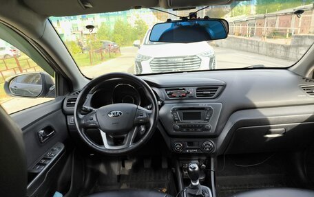 KIA Rio III рестайлинг, 2013 год, 930 000 рублей, 6 фотография