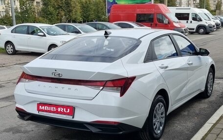 Hyundai Elantra, 2021 год, 2 150 000 рублей, 4 фотография