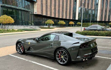 Ferrari 812, 2021 год, 59 500 000 рублей, 5 фотография