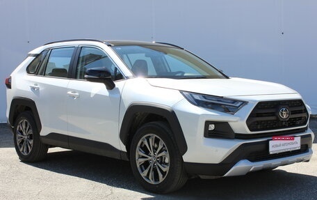 Toyota RAV4, 2023 год, 5 440 000 рублей, 3 фотография