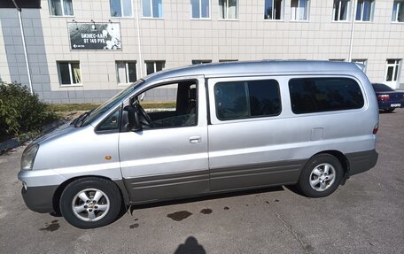 Hyundai H-1 II рестайлинг, 2007 год, 430 000 рублей, 3 фотография