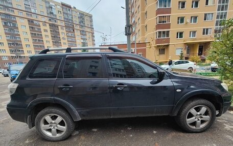 Mitsubishi Outlander III рестайлинг 3, 2006 год, 800 000 рублей, 4 фотография