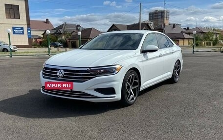 Volkswagen Jetta VII, 2019 год, 1 950 000 рублей, 2 фотография