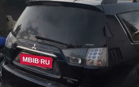 Mitsubishi Outlander III рестайлинг 3, 2011 год, 1 400 000 рублей, 4 фотография