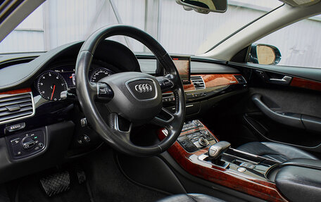 Audi A8, 2012 год, 1 690 000 рублей, 13 фотография