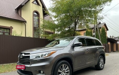 Toyota Highlander III, 2014 год, 3 485 000 рублей, 3 фотография