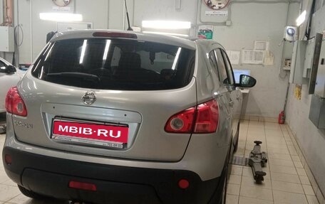 Nissan Qashqai, 2008 год, 900 000 рублей, 3 фотография