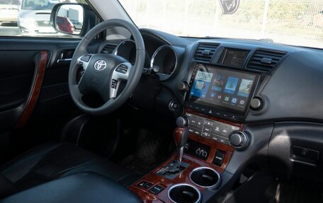 Toyota Highlander III, 2011 год, 2 625 000 рублей, 17 фотография