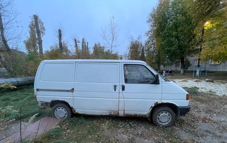 Volkswagen Transporter T4, 1993 год, 350 000 рублей, 4 фотография