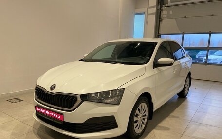 Skoda Rapid II, 2021 год, 1 570 000 рублей, 1 фотография