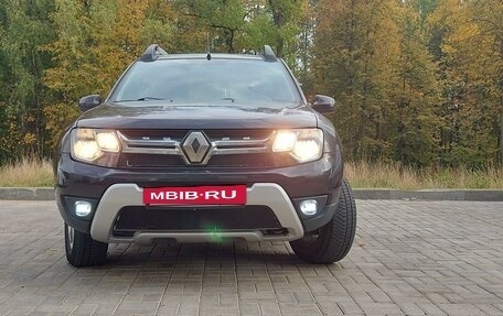 Renault Duster I рестайлинг, 2017 год, 1 570 000 рублей, 2 фотография