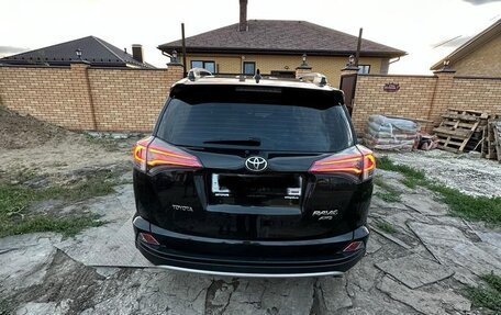 Toyota RAV4, 2015 год, 2 140 000 рублей, 5 фотография